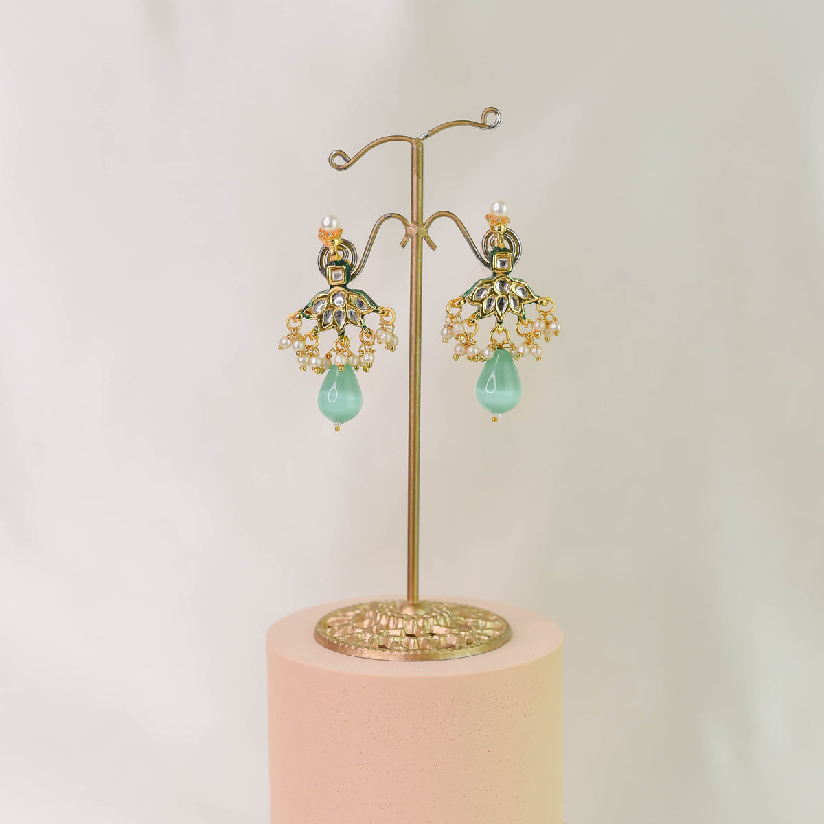 Neha Kundan necklace set
