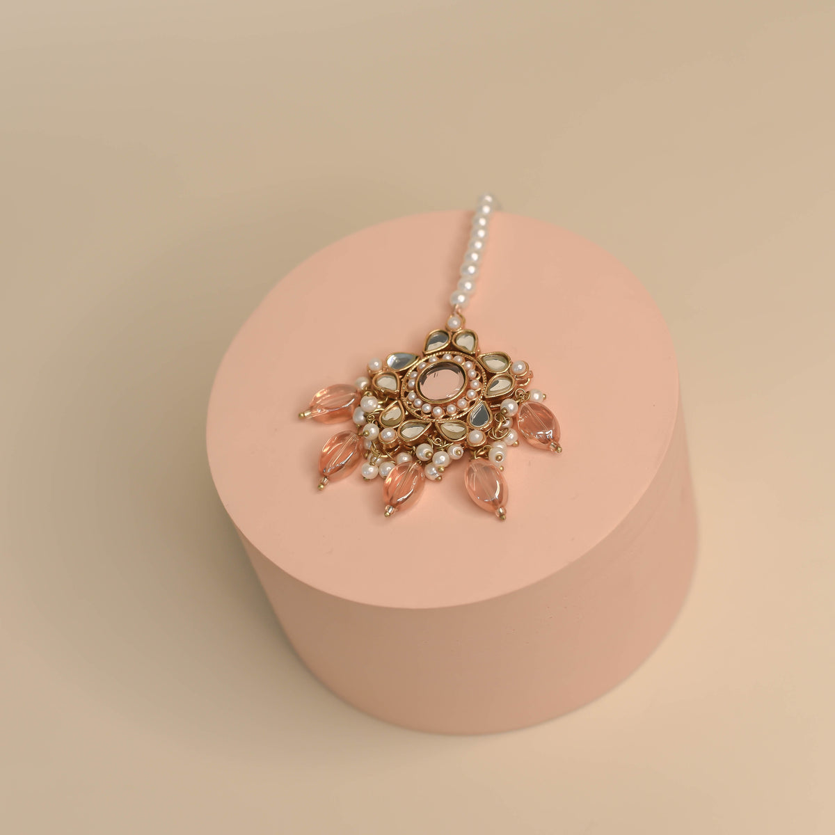 Emaan Kundan Choker Set